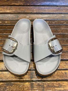 Birkenstock Single-Buckle Slide Sandals in Light Gray with Gold Buckle
